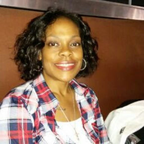 Meet your Posher, Eunice - Picture 1 of 1